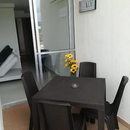 Apartamento Cómodo Cerca Al Mar Y A Sitios Turísticos De Cartagena