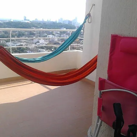 Apartamento Cómodo Cerca Al Mar Y A Sitios Turísticos De Cartagena