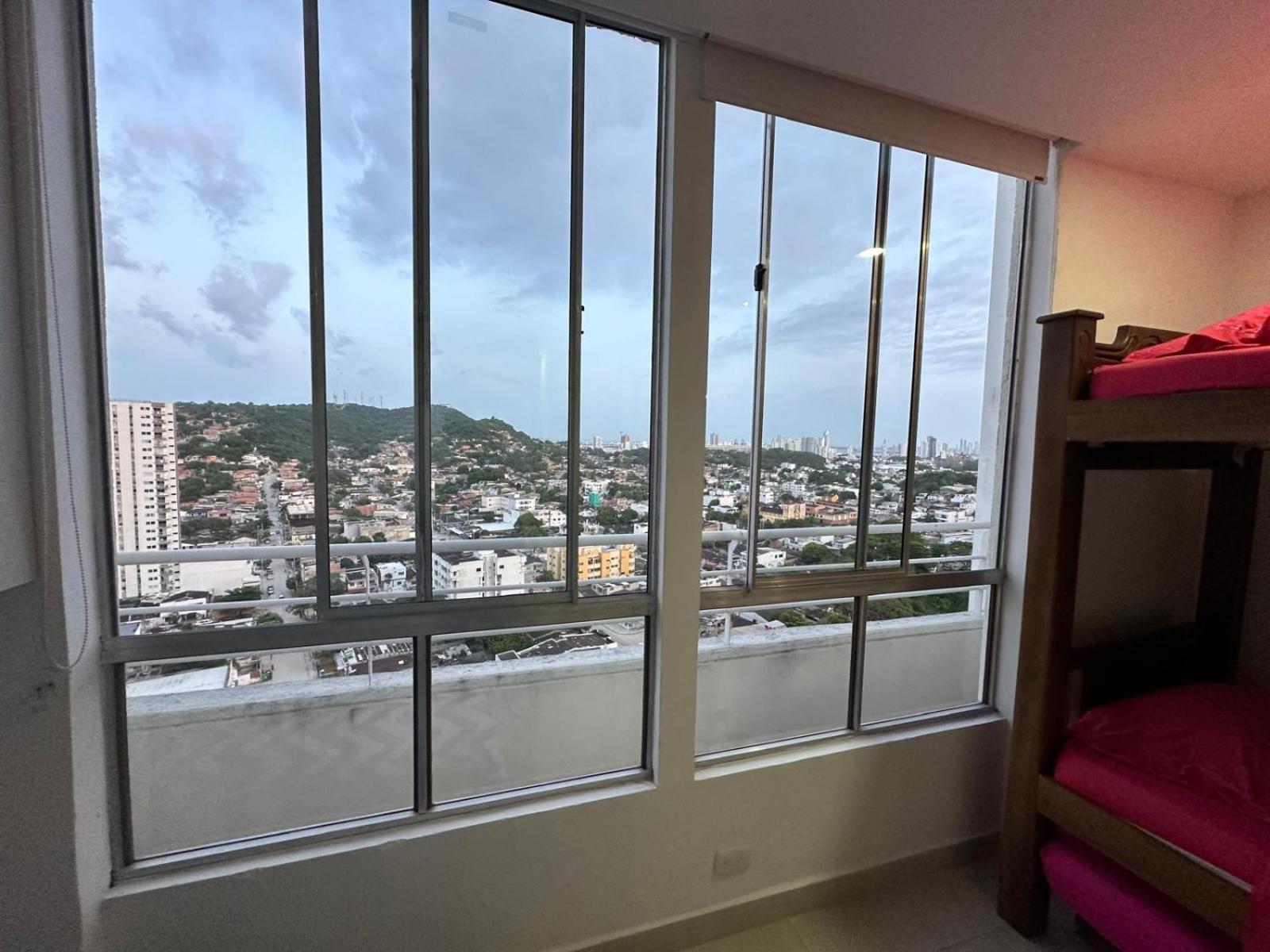 Comodo Cerca Al Mar Y A Sitios Turisticos De Cartagena